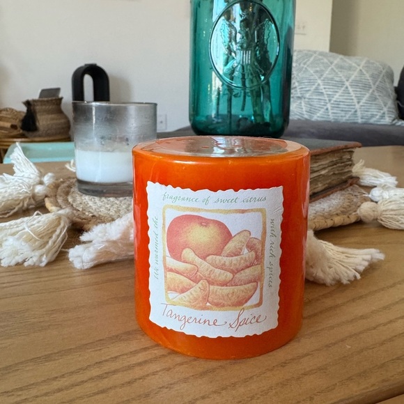 Bath & Body Works Vintage Discontinued Pillar Candle- Tangerine Spice RARE - Picture 1 of 3